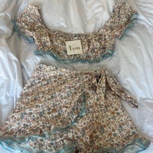 Floral Crop Top and Skirt Set with Blue Accents